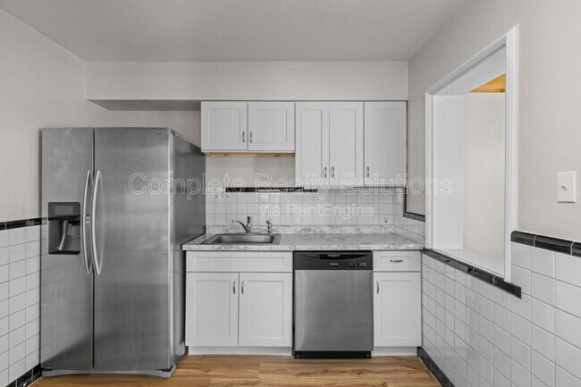 Building Photo - 1150 N Florissant Rd