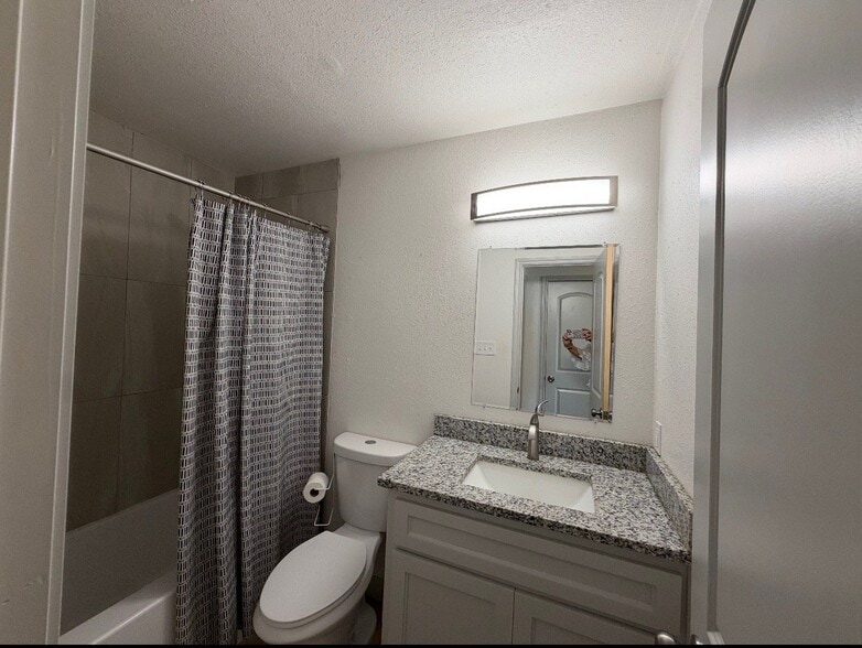 Building Photo - 604 Beckley Dr