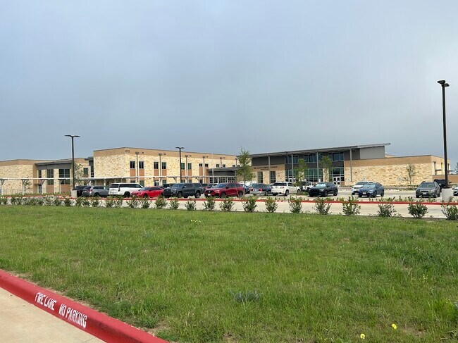 Building Photo - 276 Washington Dr