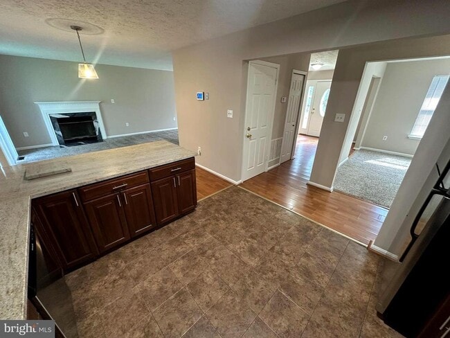Building Photo - 2132 Robert Bowie Dr