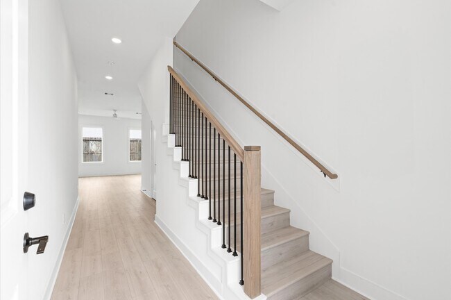 Building Photo - 10092 Serrano Pk Dr