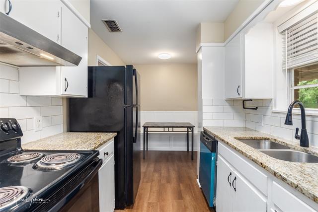 Building Photo - 11119 Woodmere Dr
