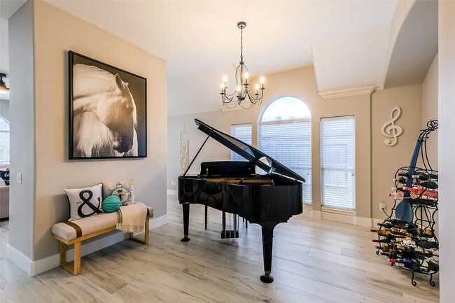 Building Photo - 10010 Forest Spring Ln