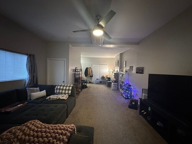 Building Photo - *** Amazing Apartment in Mt. Washington * ...