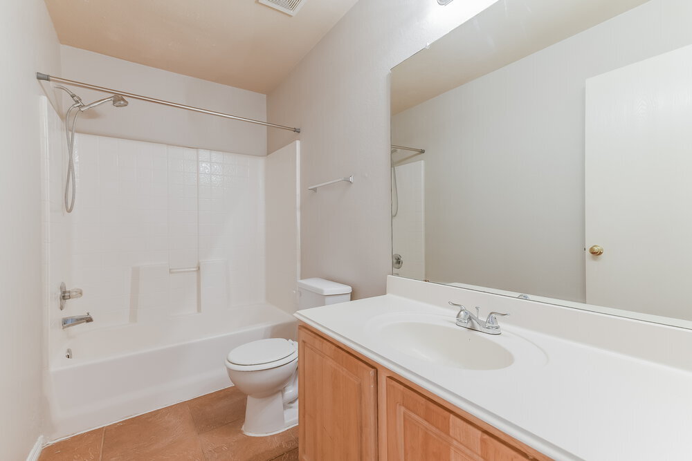 Building Photo - 21030 Stoney Haven Dr