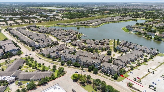 Building Photo - 9679 Towne Lake Pkwy