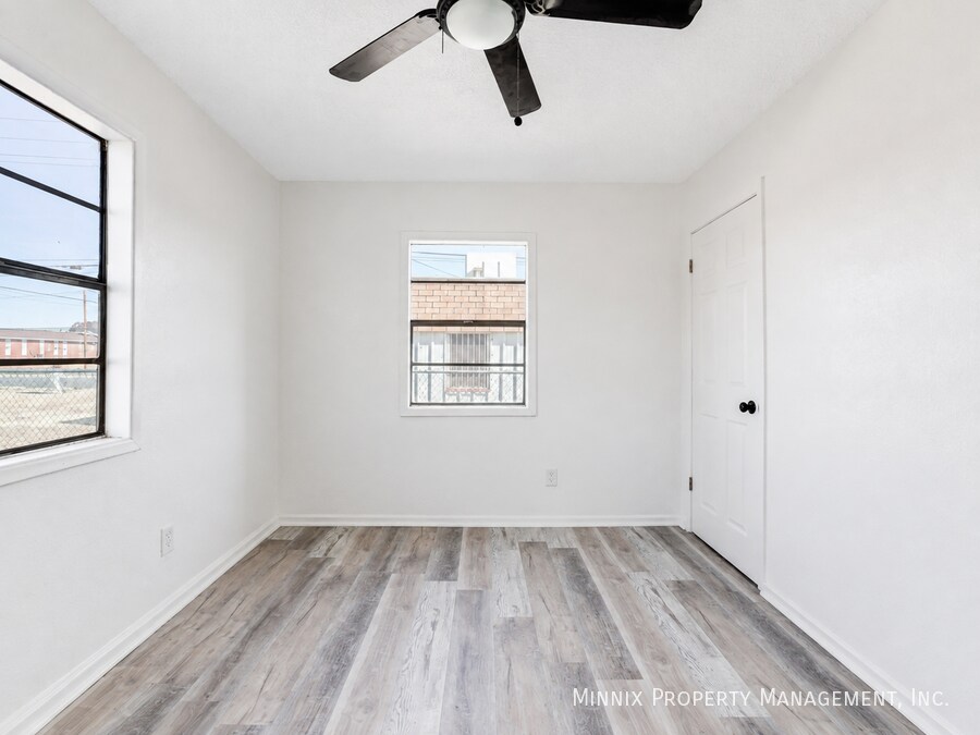 Building Photo - 1517 E 27th St