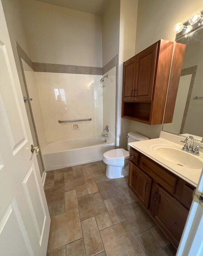 Building Photo - 106 Morning Glory Cir