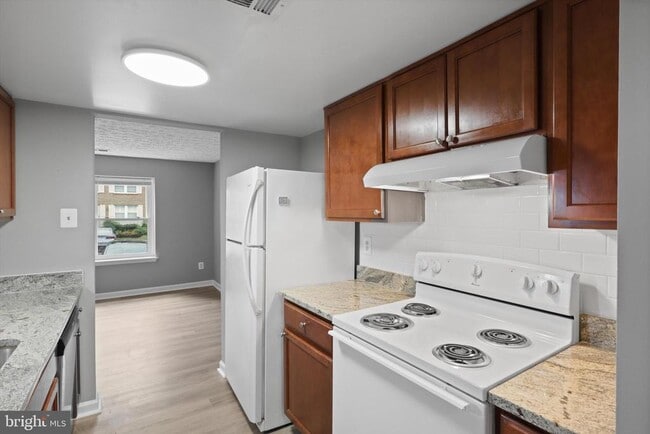 Building Photo - 8353 Fern Leaf Ct