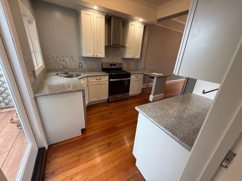 Building Photo - 1716 14th St