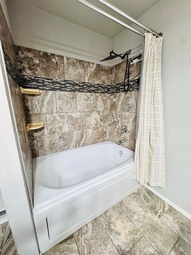 Building Photo - 9145 S 253rd E Ave