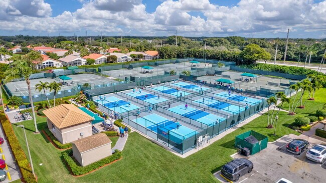 Building Photo - 7470 Chorale Rd