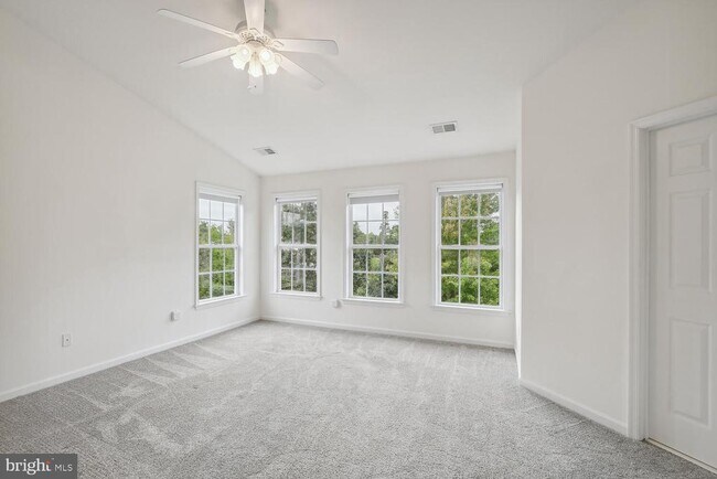 Building Photo - 25150 Boomerang Terrace