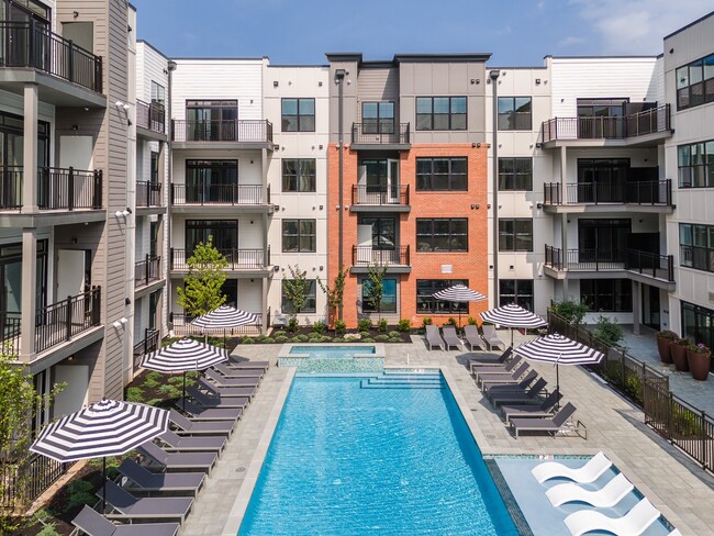Building Photo - Aster Grove