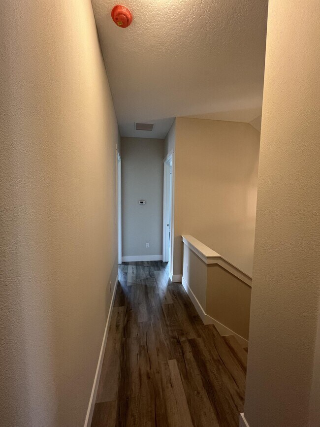 Building Photo - 119 Dixwood Ave