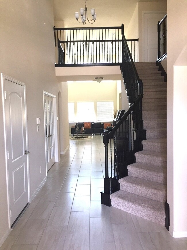 Building Photo - 9223 Monarch Field Ln