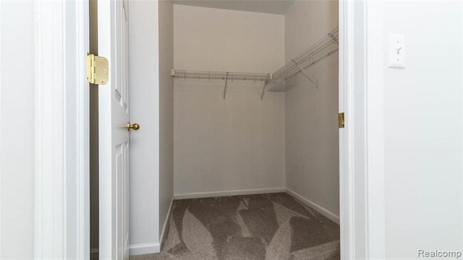 Building Photo - 3106 Chesapeake Cir