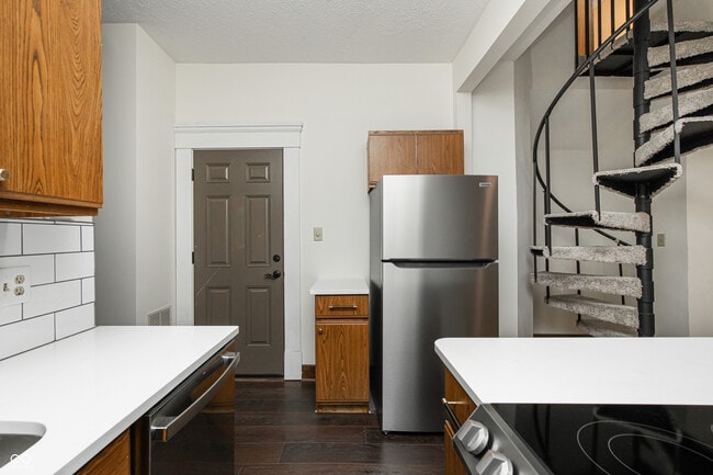 Building Photo - 2107 N Pennsylvania St