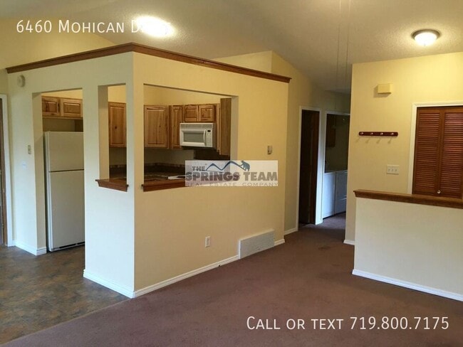 Building Photo - 6460 Mohican Dr