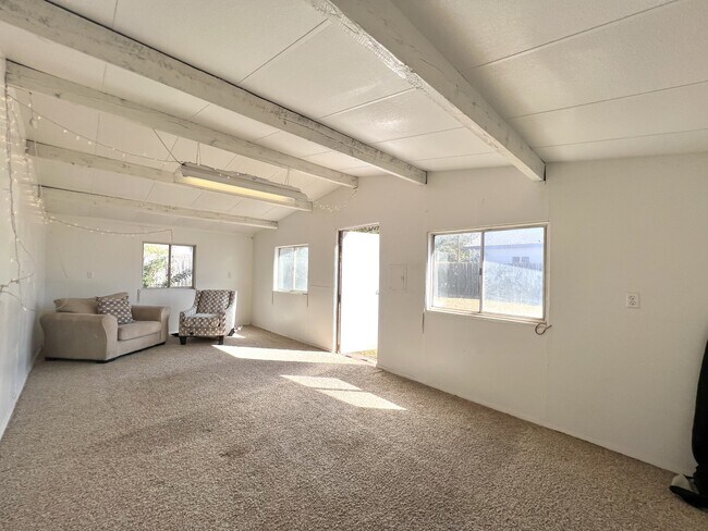 Building Photo - 3212 47th St