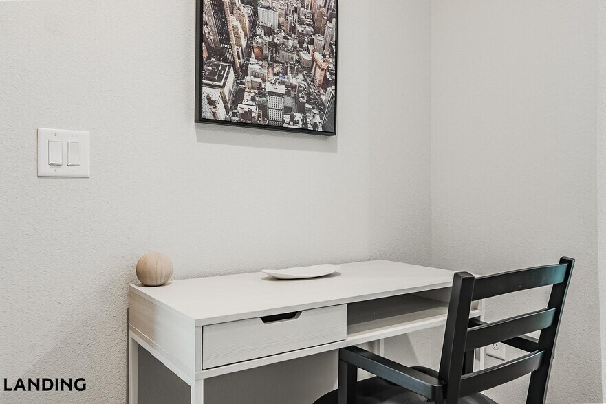 Building Photo - 1650 Harris Hill Rd