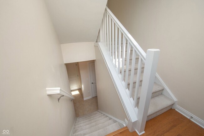 Building Photo - 517 N Park Ave