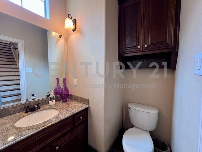 Building Photo - Sophisticated 2/2.5/2 Condo In Gated Commu...