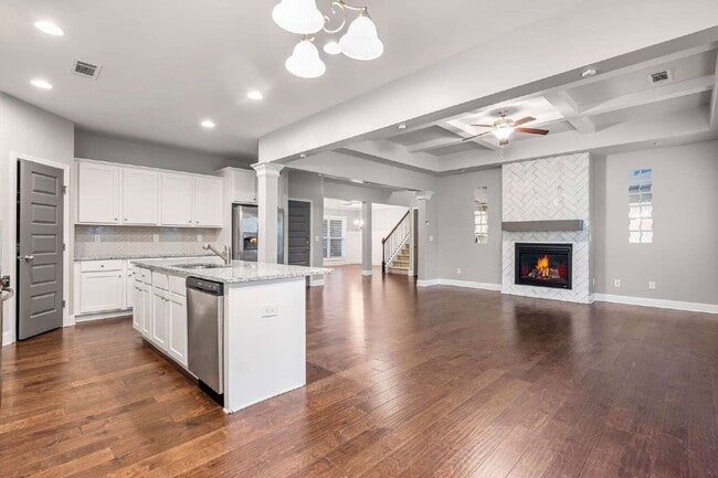 Building Photo - 1880 Cobblefield Cir