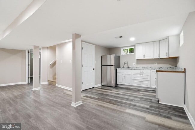 Building Photo - 13206 Staggs Ct