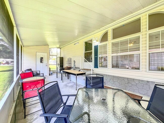 Building Photo - 1942 NW 46th Ave