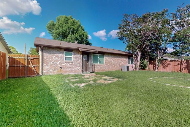 Building Photo - 4009 Providence Dr