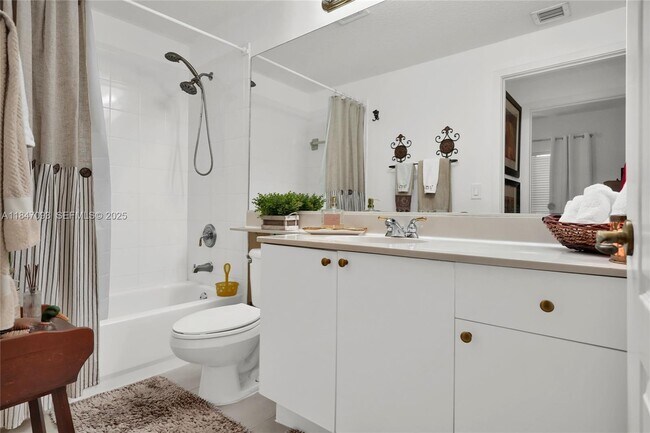 Building Photo - 10720 NW 66th St