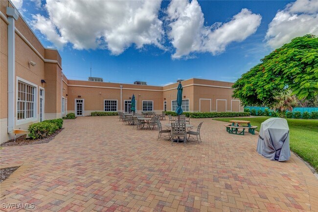 Building Photo - 24748 Lakemont Cove Ln
