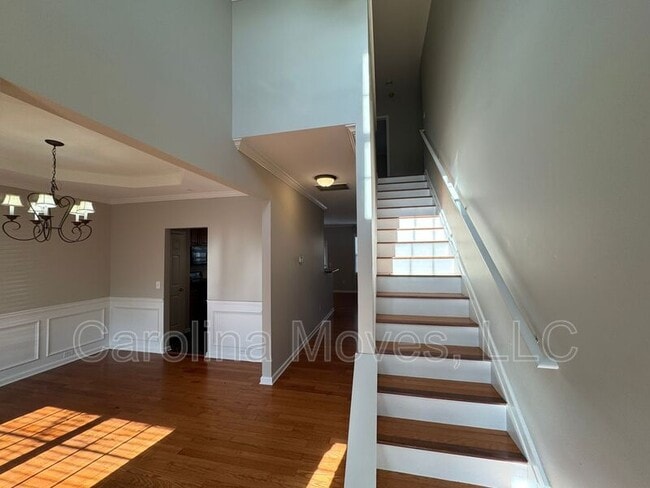 Building Photo - 104 Shairpin Ln