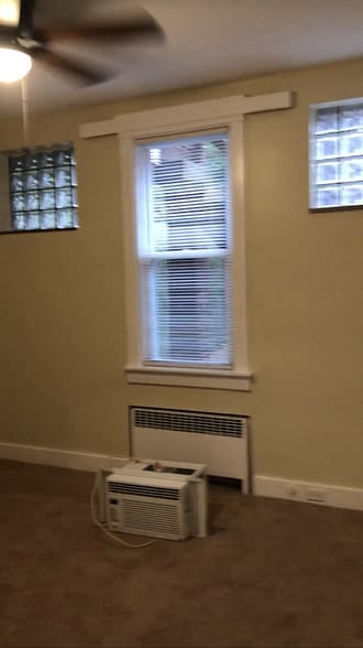 Bedroom 1 - 929 Jancey St