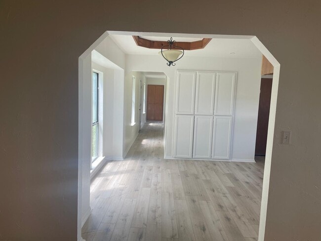 Building Photo - 10178 US-82