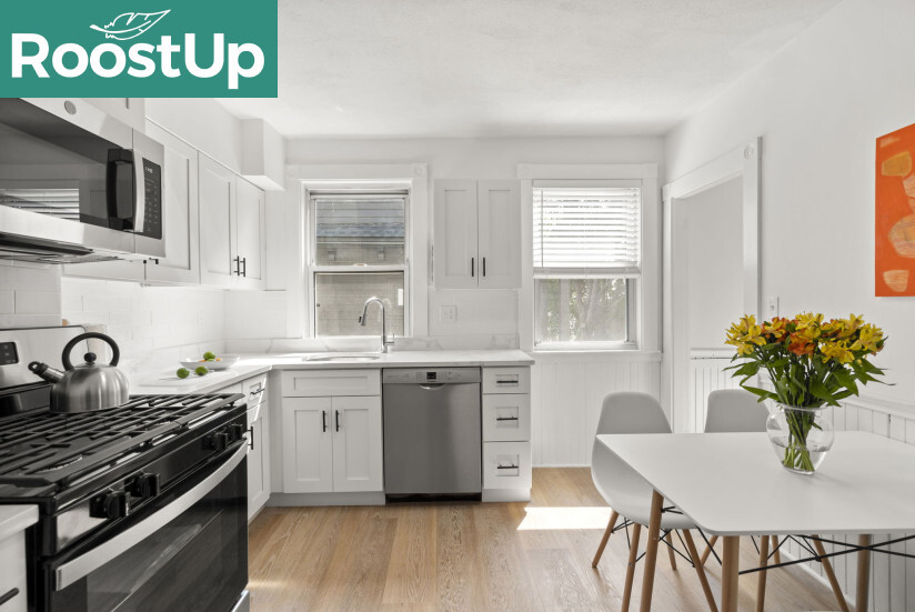Building Photo - Furnished Bedroom in Jamaica Plain
