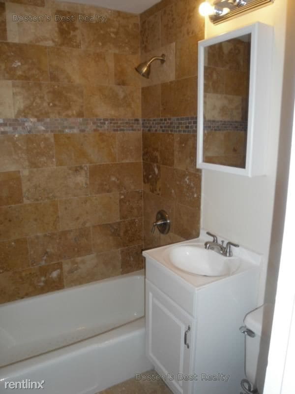 Building Photo - 1 br, 1 bath  - 134 Saint Marys St