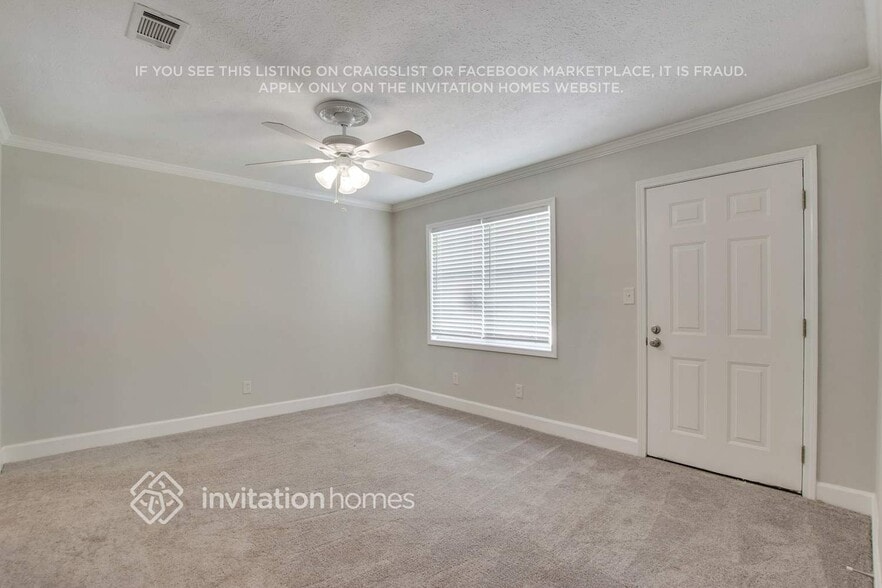 Building Photo - 3552 Meadowview Dr