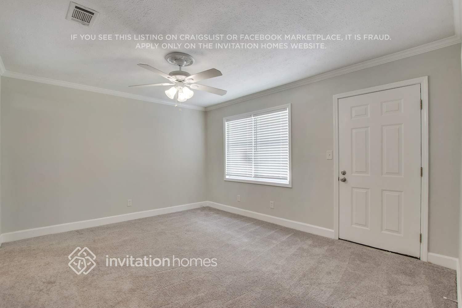 Building Photo - 3552 Meadowview Dr