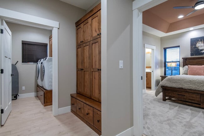 Building Photo - 444 Cowboy Trail