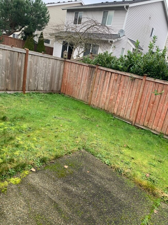 Building Photo - Graham 3 bedroom