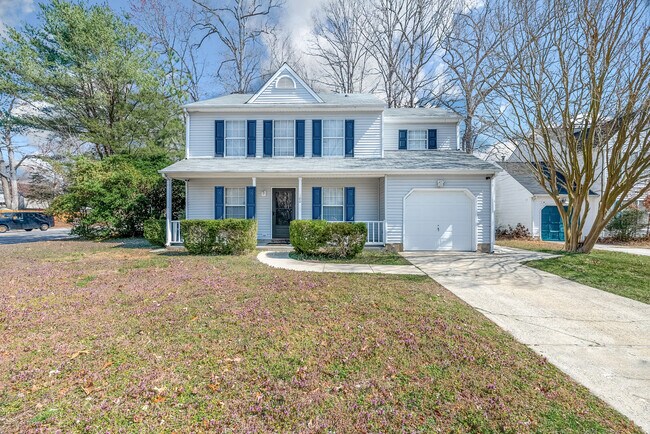 Primary Photo - 100 Summerglen Rdg