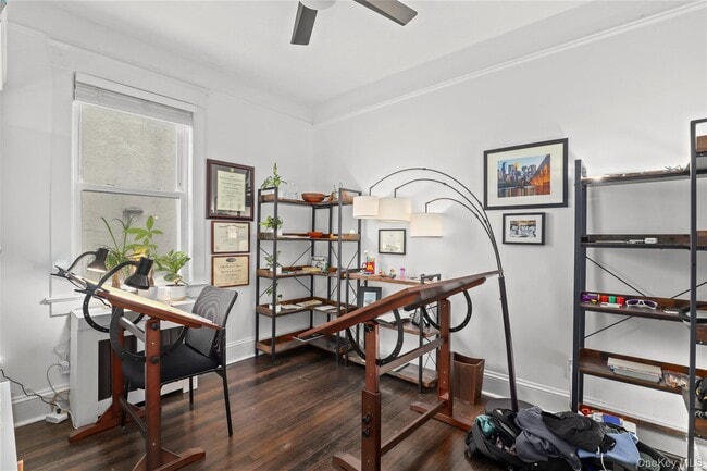 Building Photo - 40 Main St