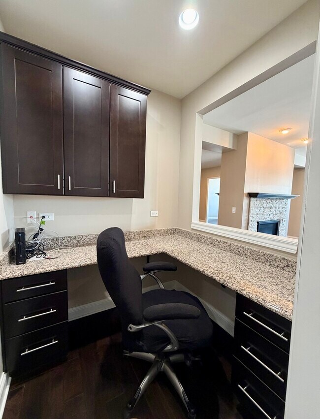 Building Photo - 3907 Nannyberry St