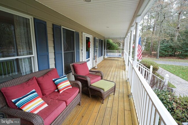 Building Photo - 3727 Village Trail