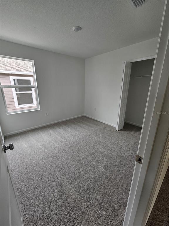 Building Photo - 3386 Alexander Dr