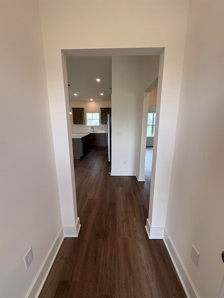 Building Photo - 1145 W Trek Cir