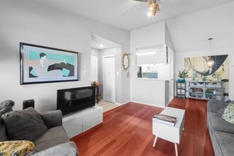 Building Photo - 1601 Faro Dr