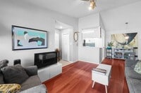 Building Photo - 1601 Faro Dr